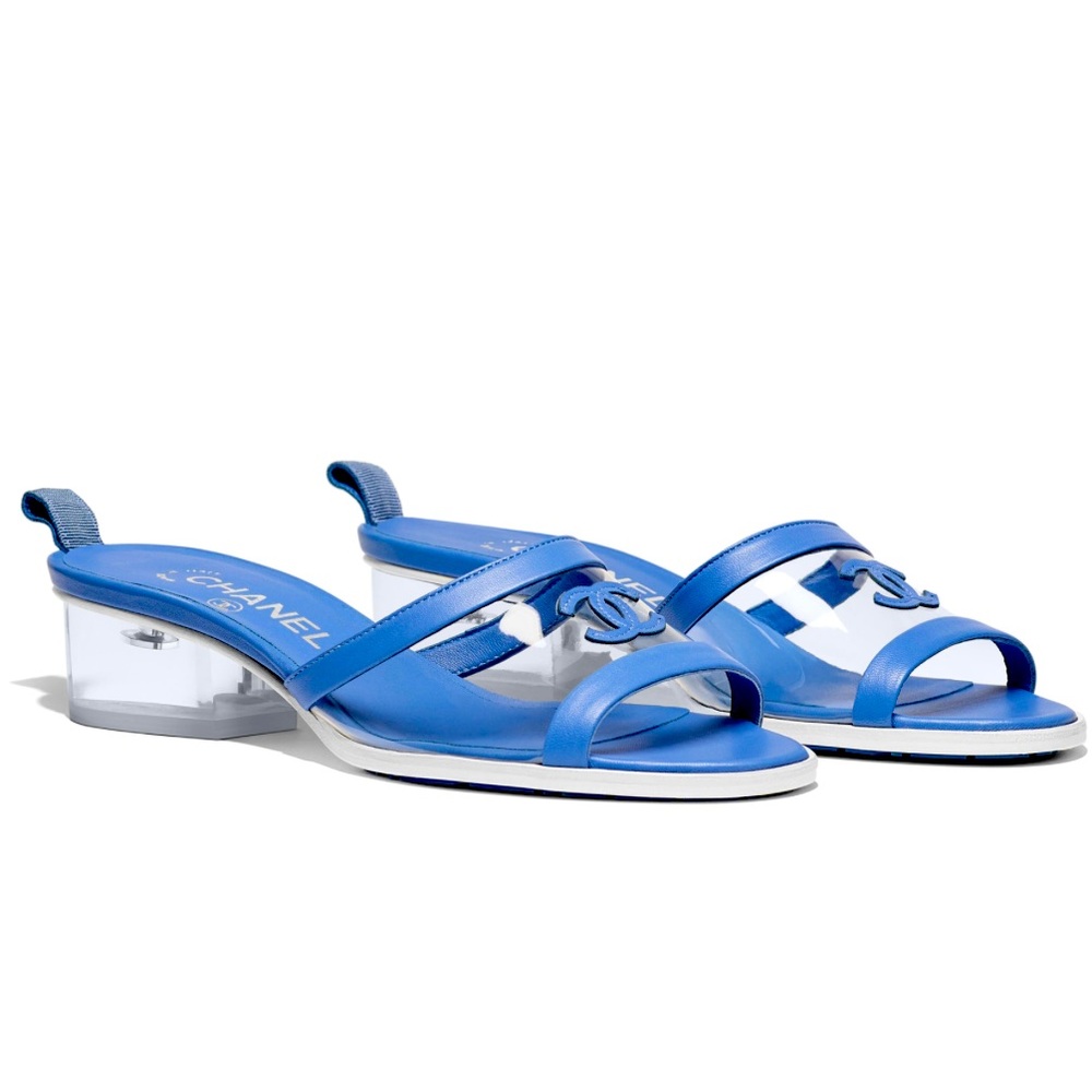 ❌SOLD❌ CHANEL 19S Spring 2019 Blue Lambskin Transparent PVC CC Logo
